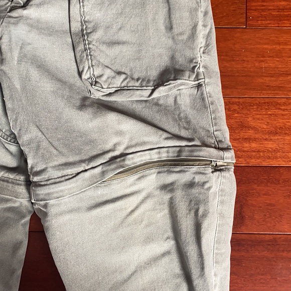 Men’s Cargo Pants- Zip off To Shorts! - Picture 5 of 10